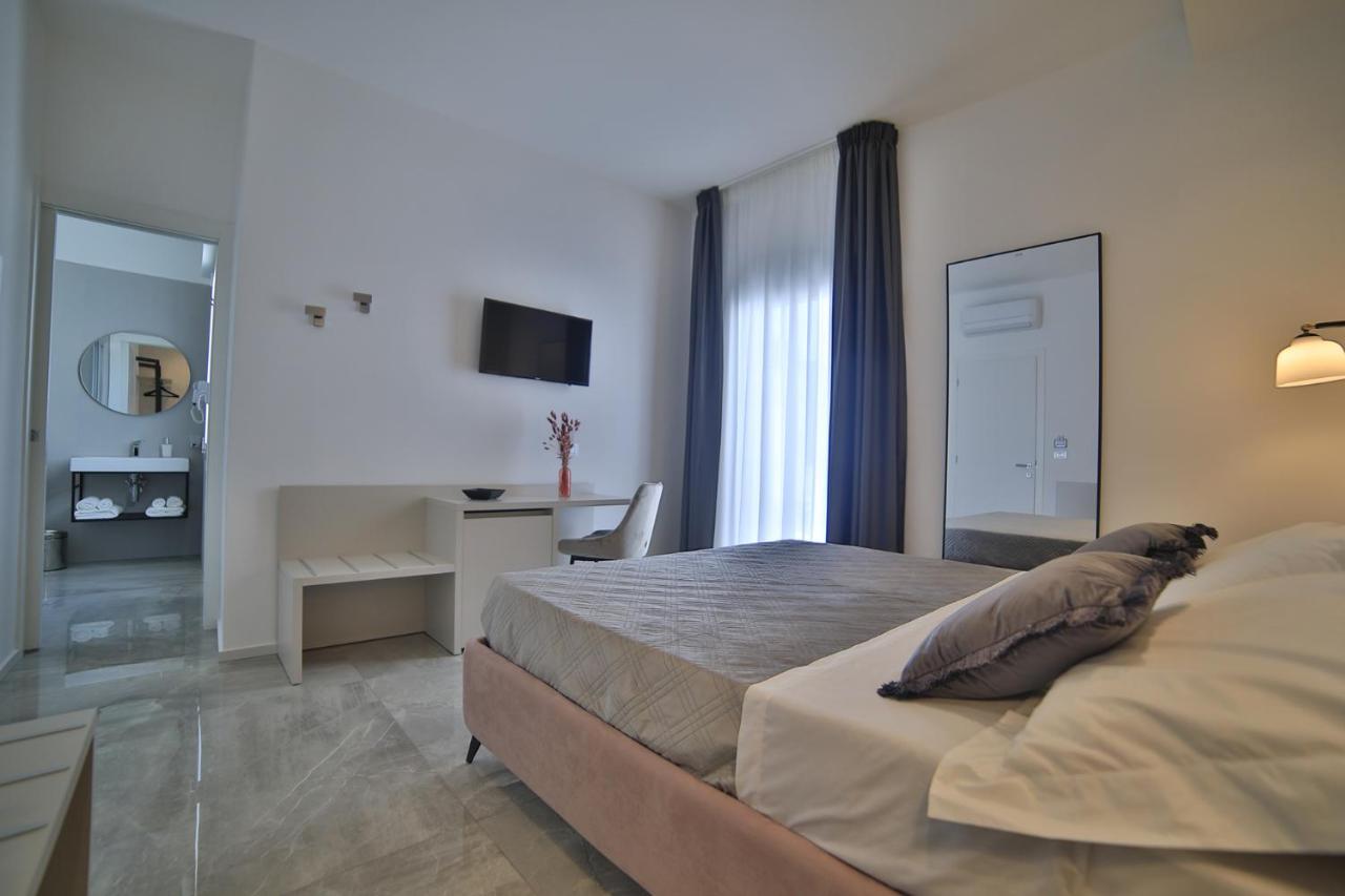 Calaluna Rooms Porto Cesareo Eksteriør bilde